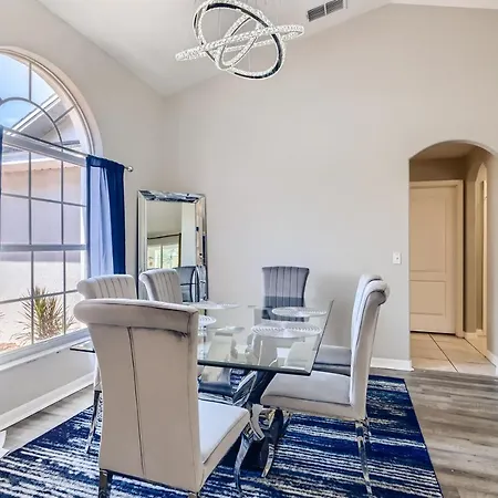 New Modern Relaxing 4 Bedroom Pool Villa Near Disney'S Parks